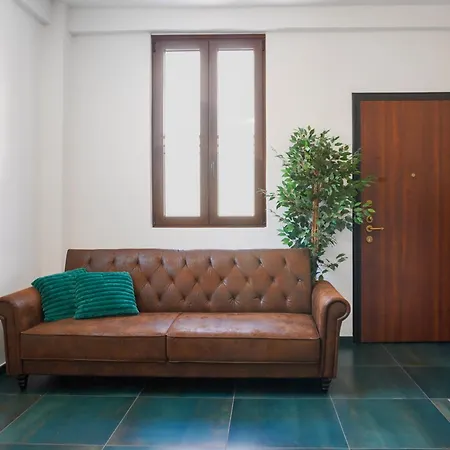 River House Apartamento